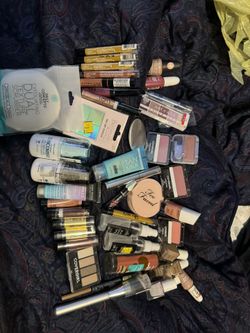 Huge Make Up Lot 