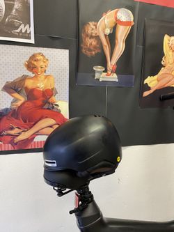 Smith snowboarding helmet