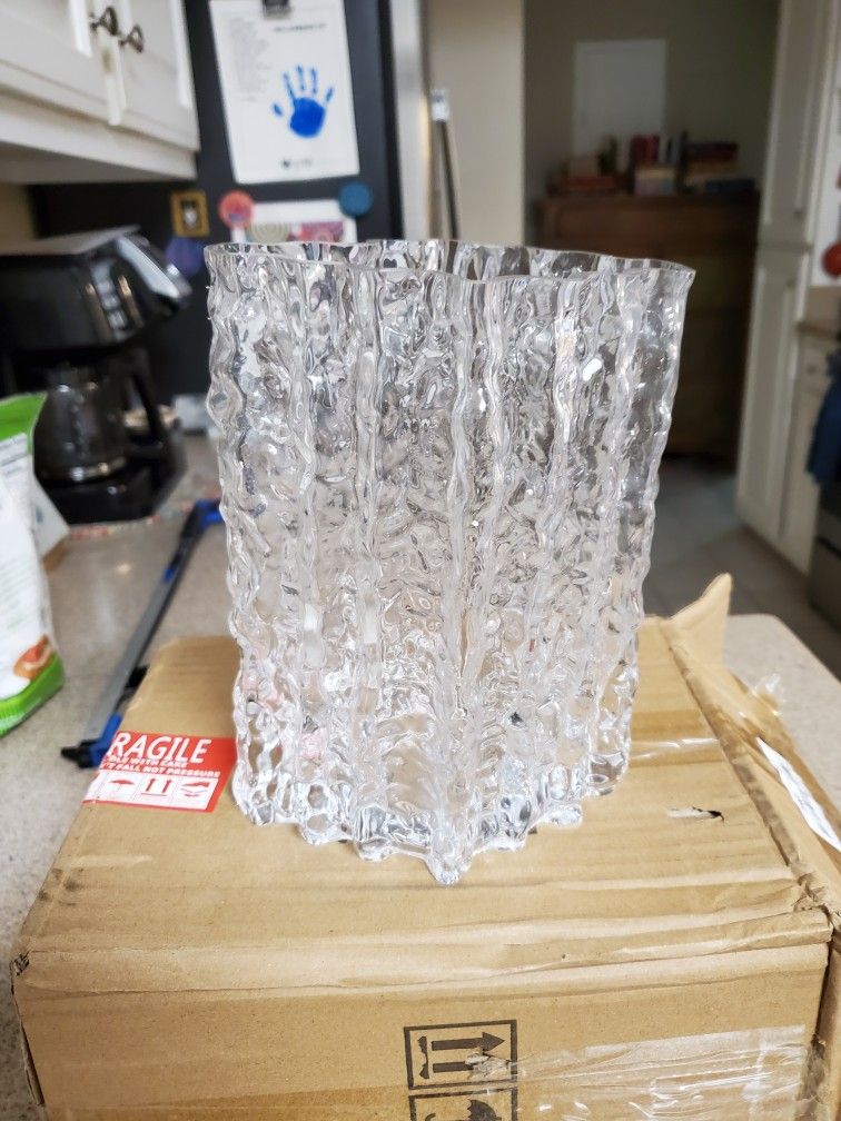 Glacier Design Clear Glass Vase