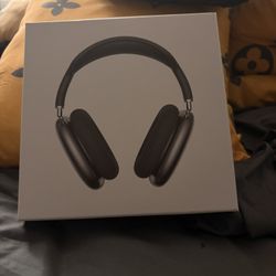 AirPods Max - Great Condition + Box