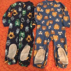 Carters Brand 5T Footed Pajamas 