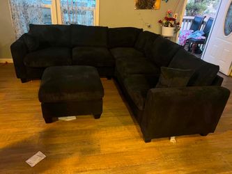 New Sectional Couch with Ottoman! Free Delivery 🚚! Free Assembly!