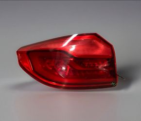2017 2018 2019 2020 BMW 5 SERIES 530i 540i M5 LEFT  TAIL LIGHT OEM USED