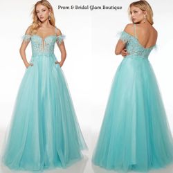 New With Tags Alyce Paris Corset Bodice Feather Sleeve Detail Ball Gown $215