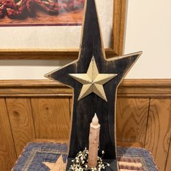 Wood Primitive Star Sconce 