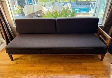 Elegant Unique Mid century Style Daybed