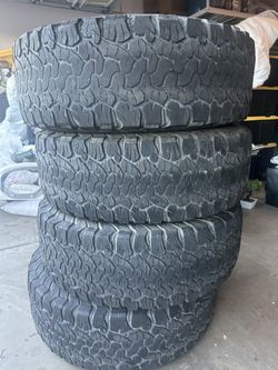 LT285/70R17 Bfgoodrich Ko2 Tires