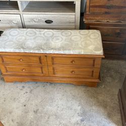 Queen bed frame w/mattress n box spring 