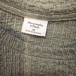 Abercrombie & Fitch New Top