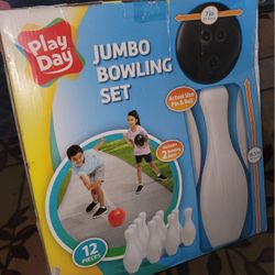Jumbo Bowling Set