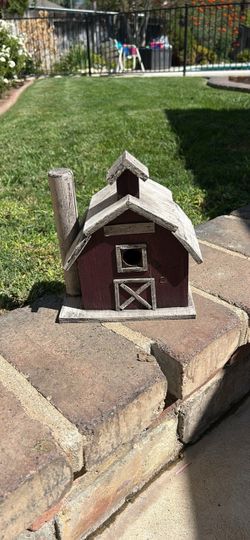 Birdhouse