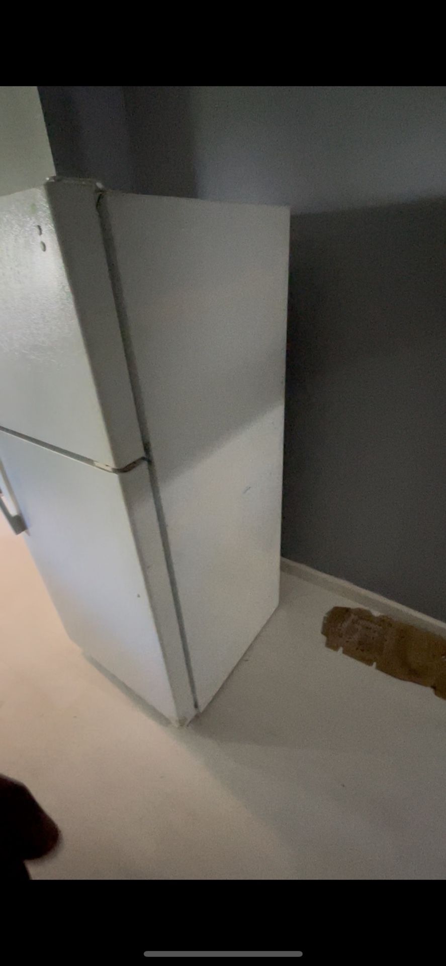 Refrigerator & Stove