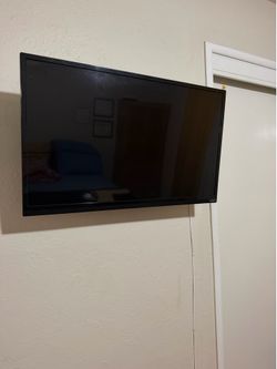 32” Vizio TV