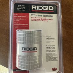 Ridgid 29993 227S Stainless Steel Pipe Reamer Tool, 1/2-inch to 2-inch Inner/Outer Reamer, Chrome, 