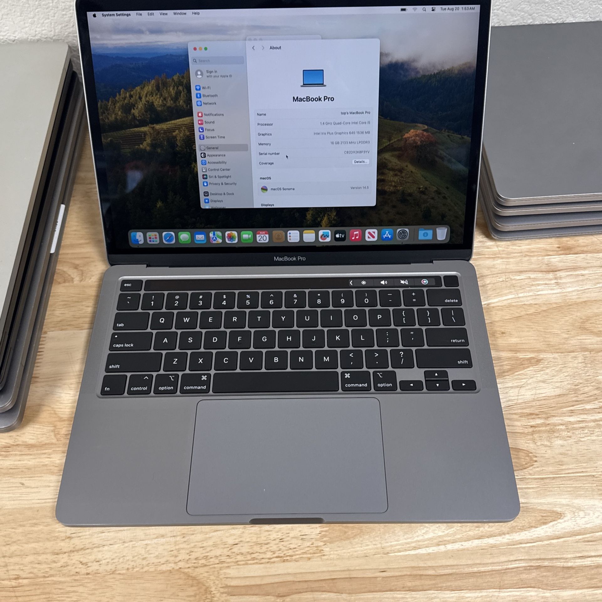 MacBook Pro 2020 16 RAM 256gb