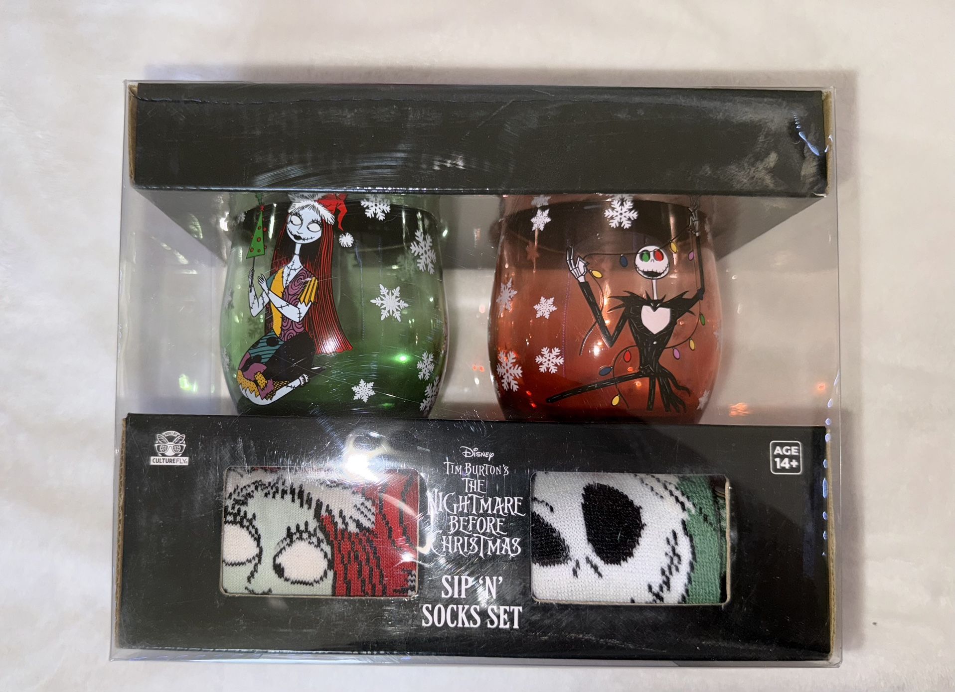 Nightmare Before Christmas- Christmas Themed Two Cup And Socks Set