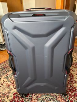 American Tourister Hard Shell Spinner Luggage