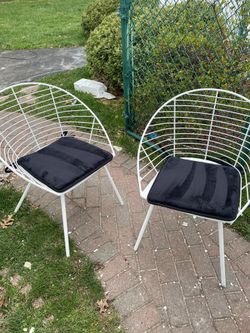 2 Chairs