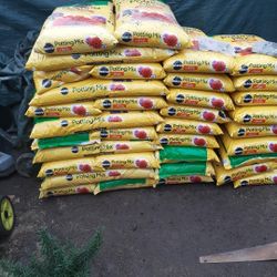 Miracle Grow Potting Mix 50qt