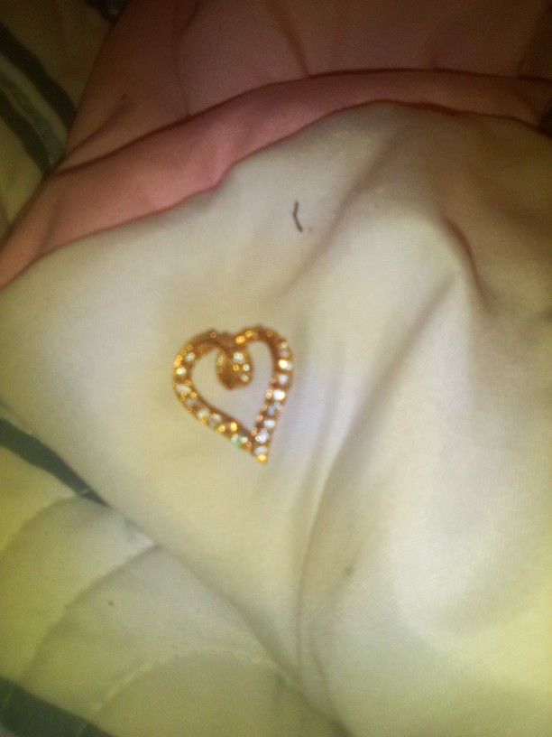 14 Kt Gold And 6 Kt Diamond Necklace Charm