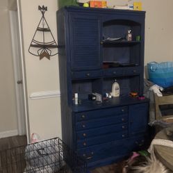 Hutch Dresser