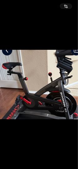 Schwinn IC4 Indoor Cycling Bike