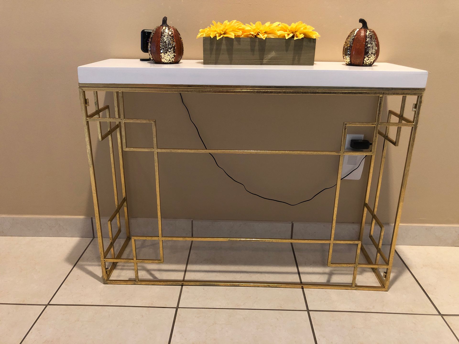 Small entry/console table