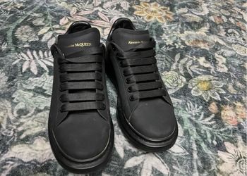 Alexander McQueen shoes size 10