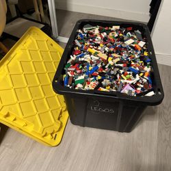 27gal Bin Of Legos