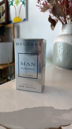 Bvlgari Man Rain Essence Eau De Parfum