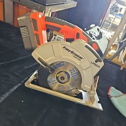 Black & Decker Firestorm FS1806CSL 6-1/2" 18V Cordless Circular Saw Tested/Works