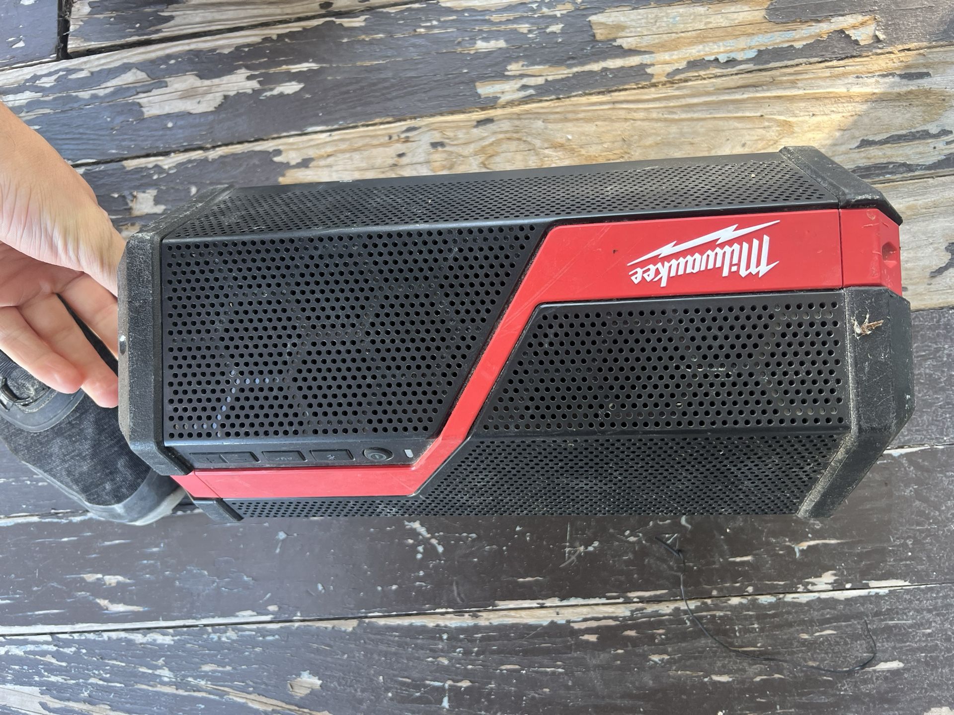 M18/M12 Wireless Jobsite Speaker