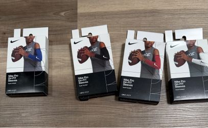 Nike Arm Sleeves