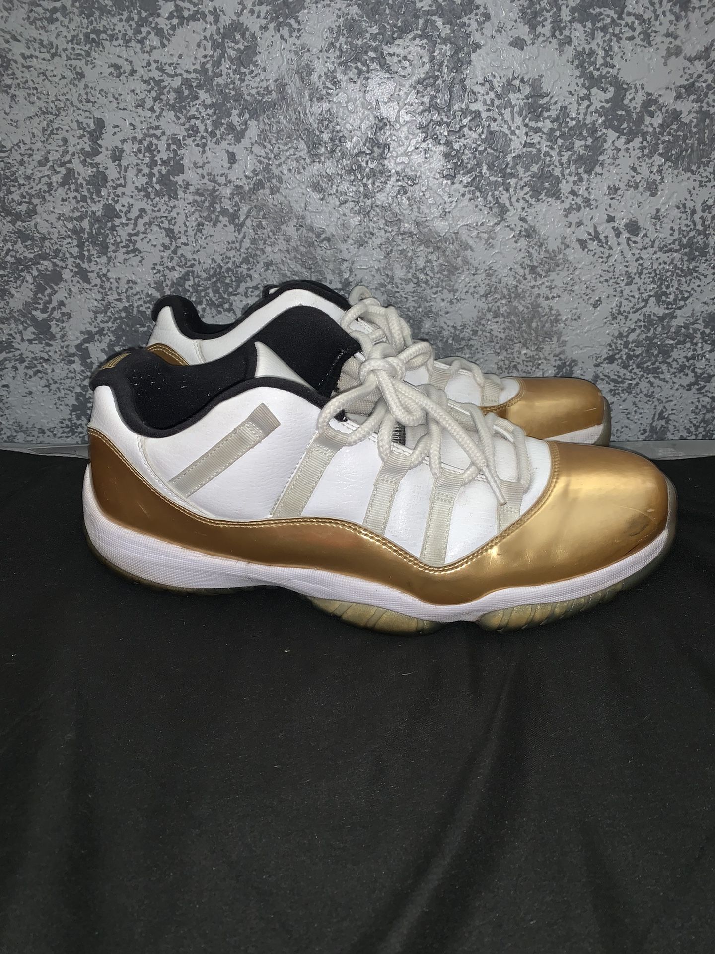 Jordan Retro 11 Low Closing Ceremony Size: 11