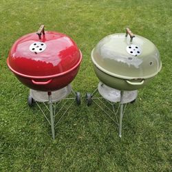 Classic Weber 22" Kettle BBQ Grills