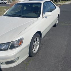 2001 Toyota Lexus