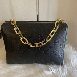Black Handbag 