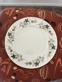 Meito Fine China Made In Japan.  Surrey. Set Of 4 Serving