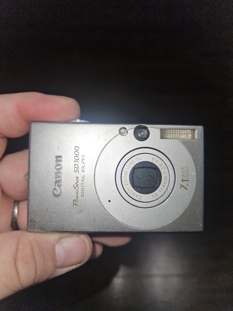 Canon PowerShot Sd1000