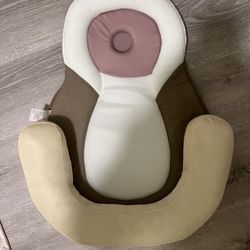 Snuggle Cloud Baby Lounger