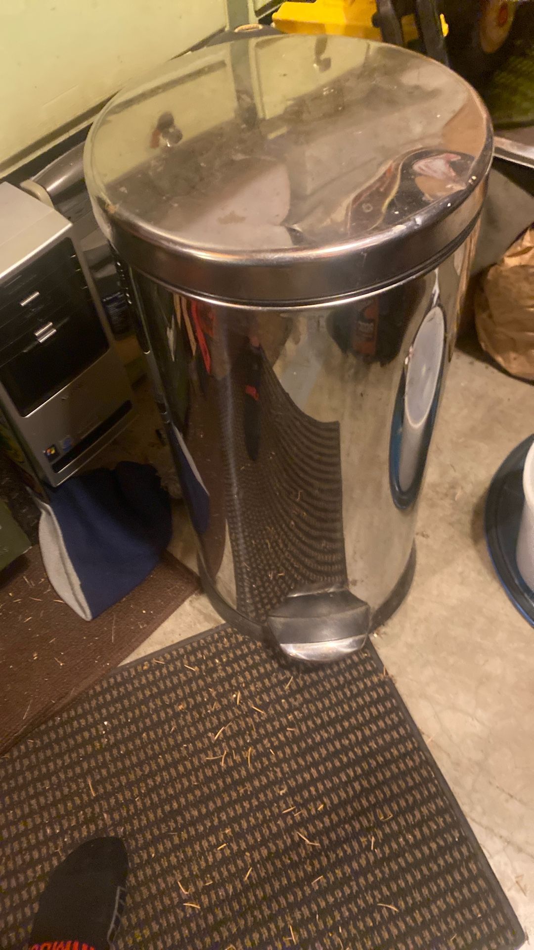 Kitchen Garbage Can
