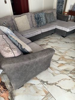 Sofa/Couch