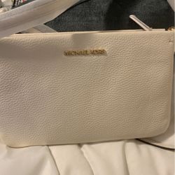 Michael Kors  New Purse Small