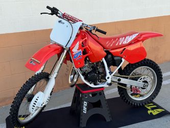 1990 CR 125 Restored!!
