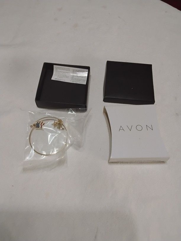 Avon Heartland Pride Bracelet