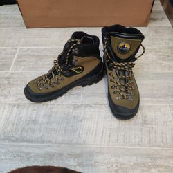 La Sportiva Karakorum Mountaineering Boots