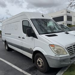 Sprinter Van
