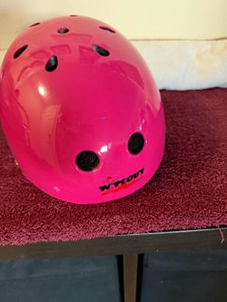 Wipeout Kids Helmet Pink