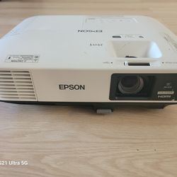 Epson 2265u projector
