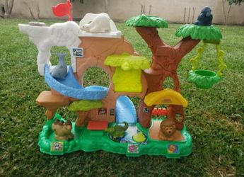 Fisher Price Little People Zoo